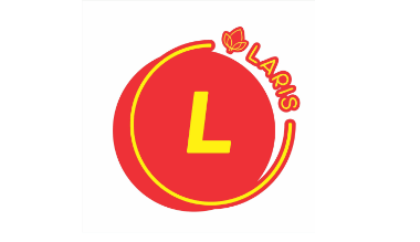 Karyawan Pria Toko Plastik di Toko Laris