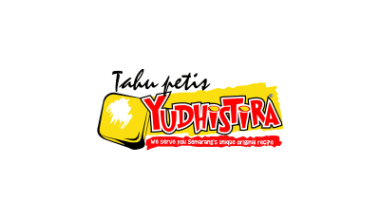 Staff Kitchen di Tahu Petis Yudhistira